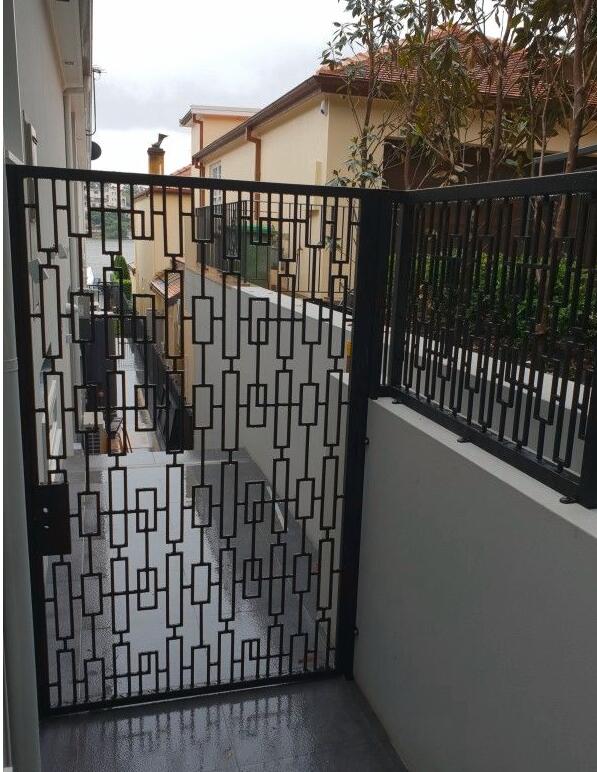 Contemporary Laser-Cut Wrought Iron Security Gate for Villas and Apart ...
